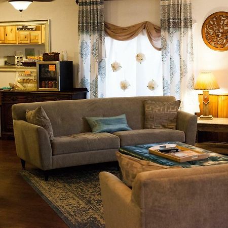 Square Inn Wimberley Εξωτερικό φωτογραφία
