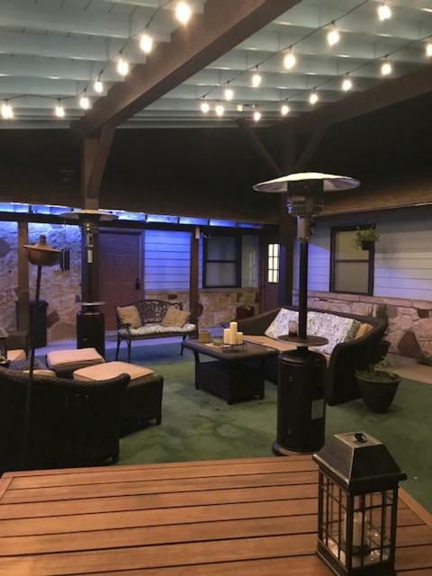 Square Inn Wimberley Εξωτερικό φωτογραφία