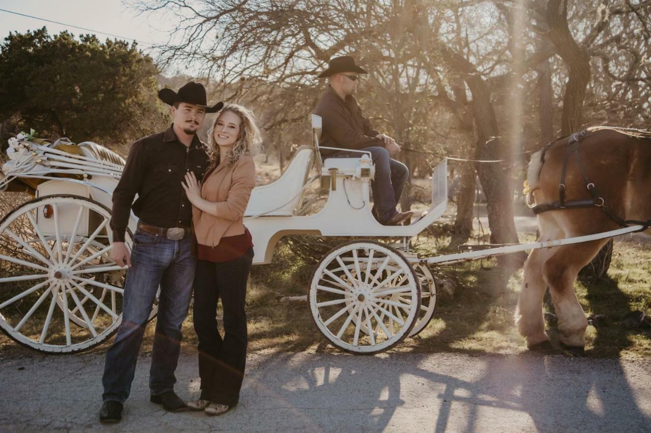 Square Inn Wimberley Εξωτερικό φωτογραφία