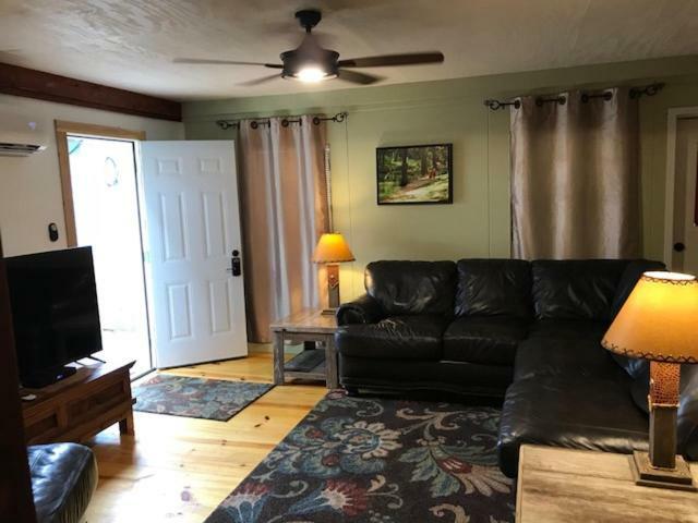 Square Inn Wimberley Εξωτερικό φωτογραφία