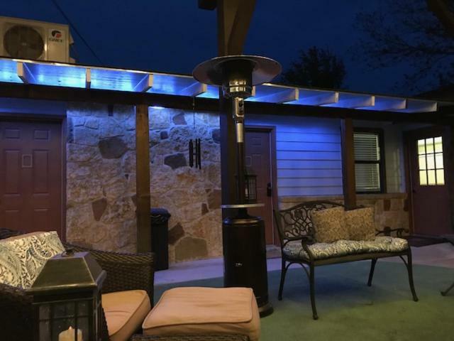 Square Inn Wimberley Εξωτερικό φωτογραφία